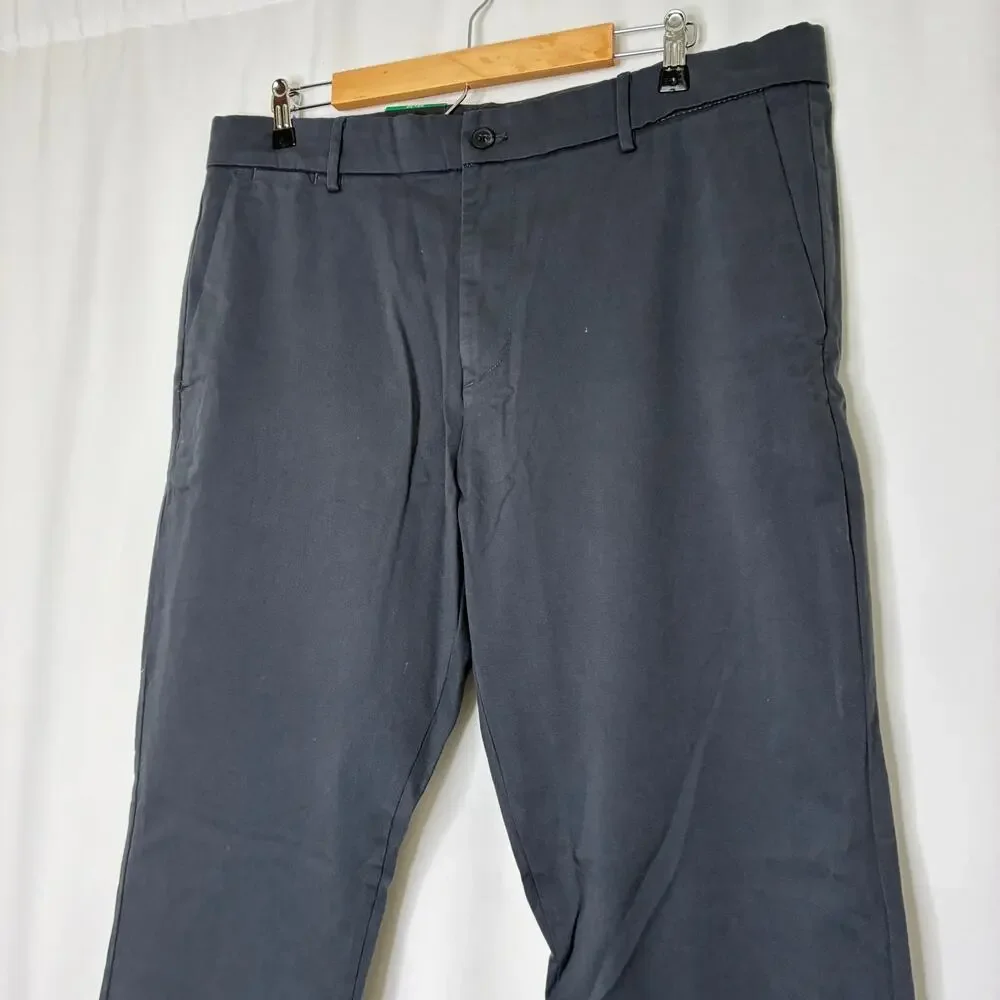 Banana Republic Gray Chino Pants Straight Leg 98% Cotton NWT Mens 38X32